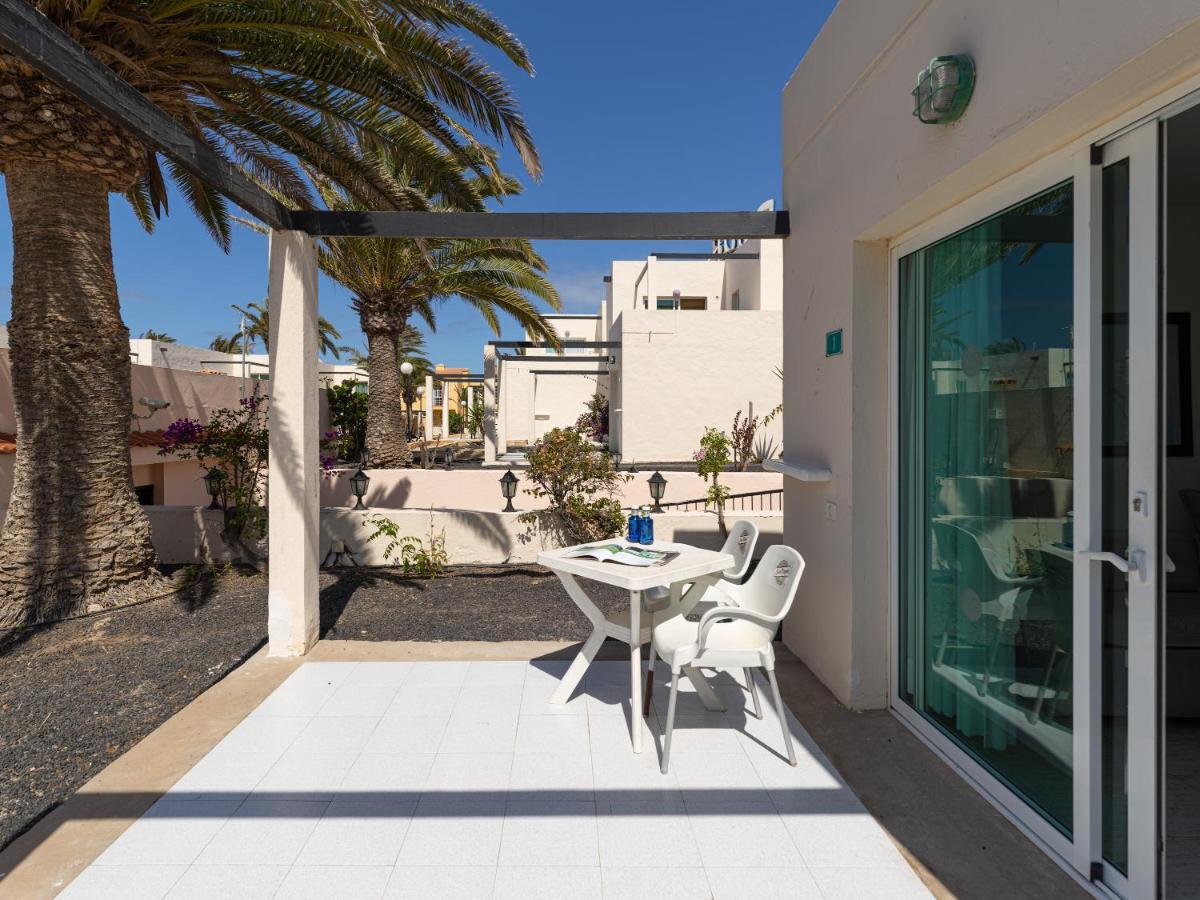 Homeforguest 15 Con Terraza Y Piscina En Appartamento Corralejo